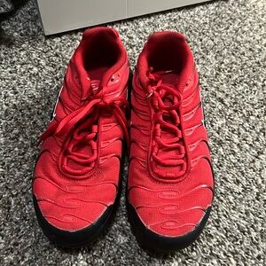 Air Max 95s Fire engine Red